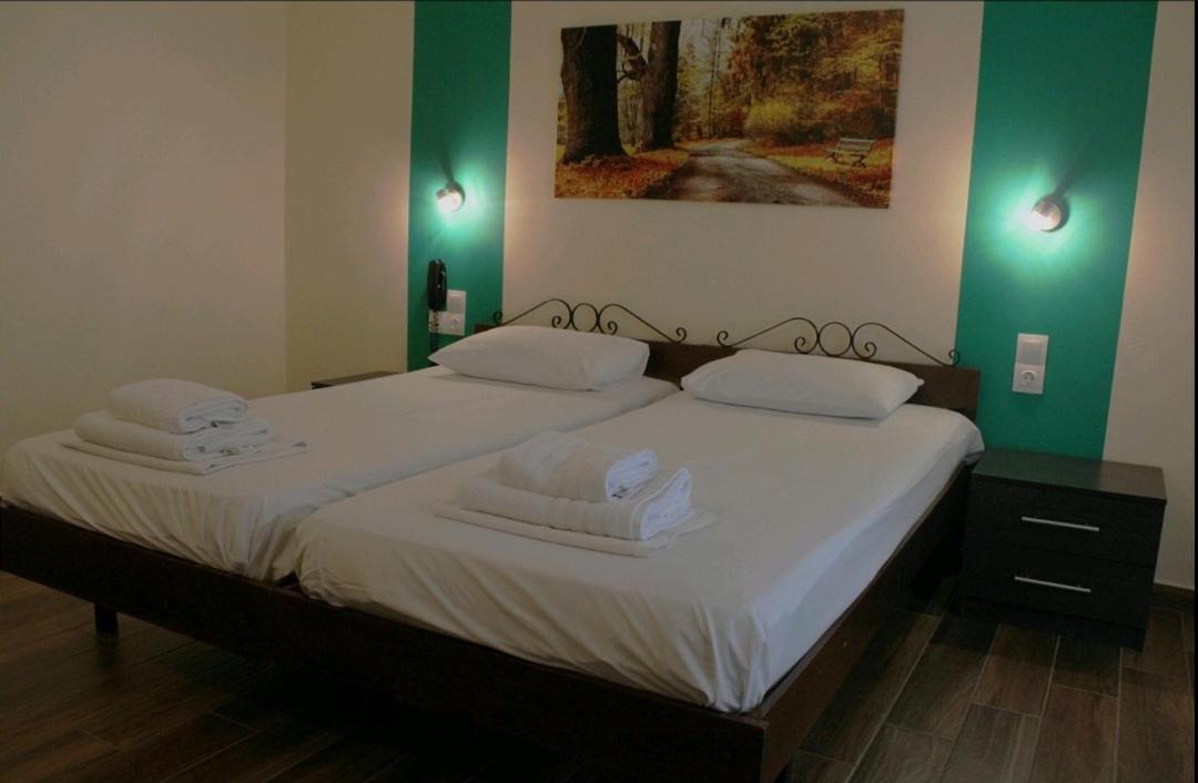 Hermes 2* Agia Marina (Aegina)
